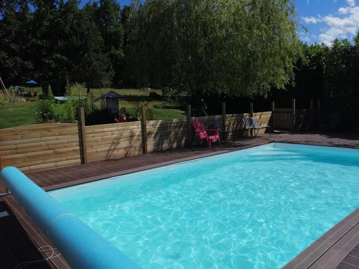 Patrice Et Chrstel Cabane En Bois Chatuzange-le-Goubet Exterior photo